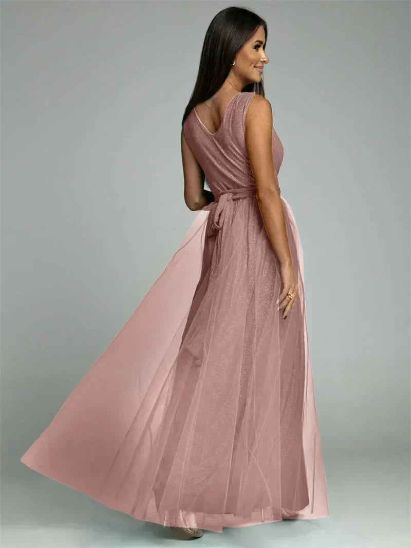 Linda - Elegante Jurk Met V-Hals
