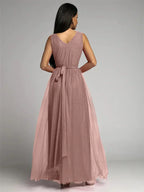 Linda - Elegante Jurk Met V-Hals